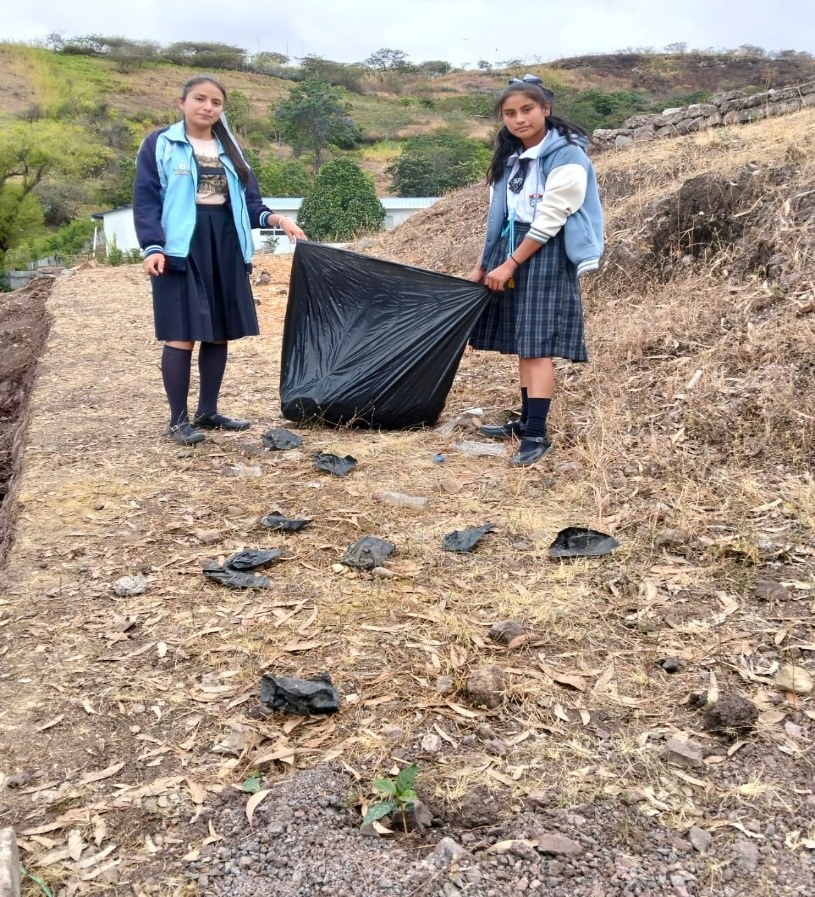 Mantenemos limpia nuestra Tecnofinca