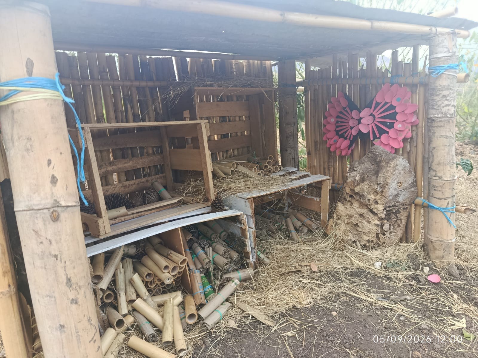 Estructura del hotel de insectos de la Tecnofinca